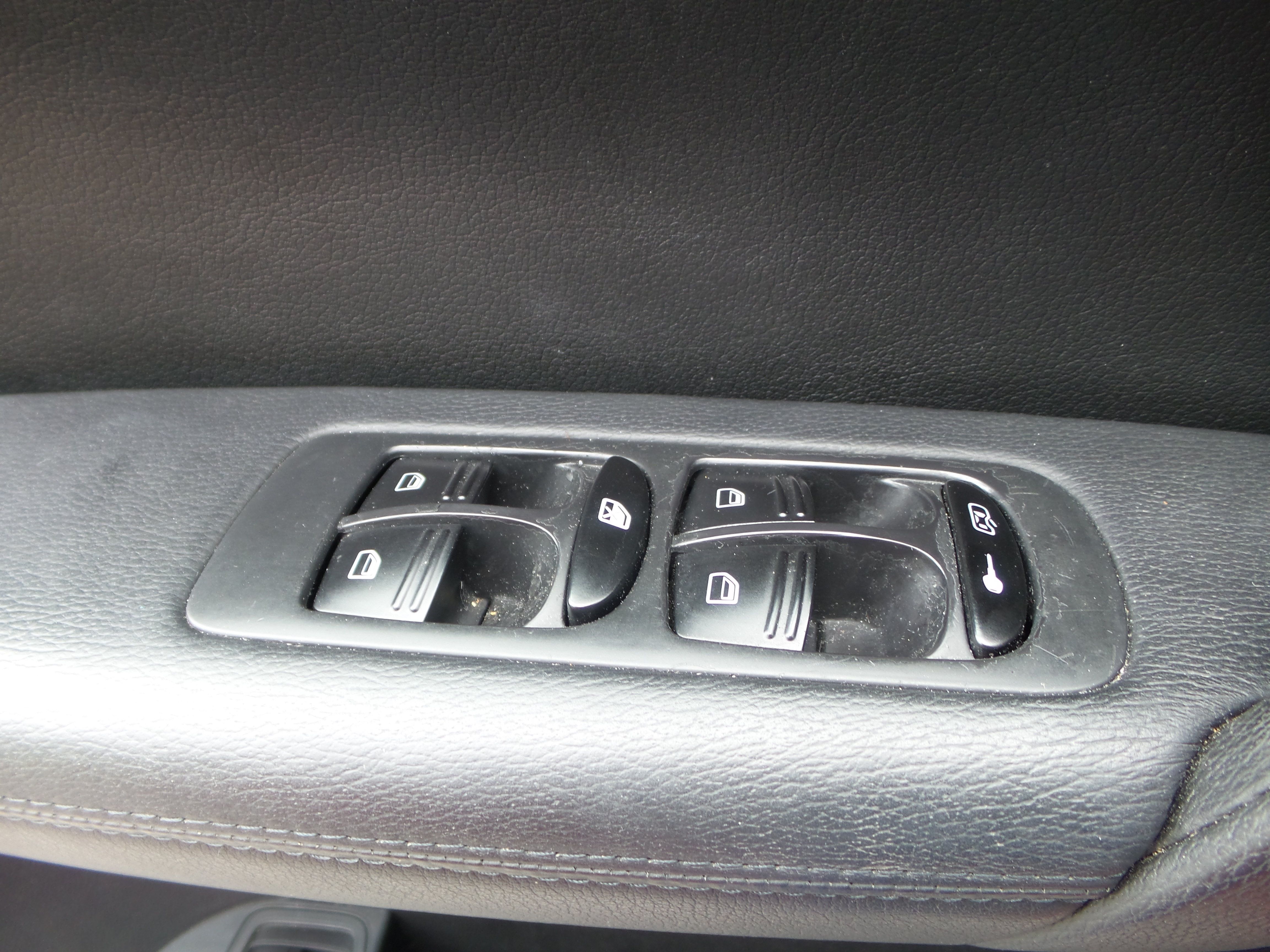 Used 2009 Porsche Cayenne GTS AWD/4WD image 14