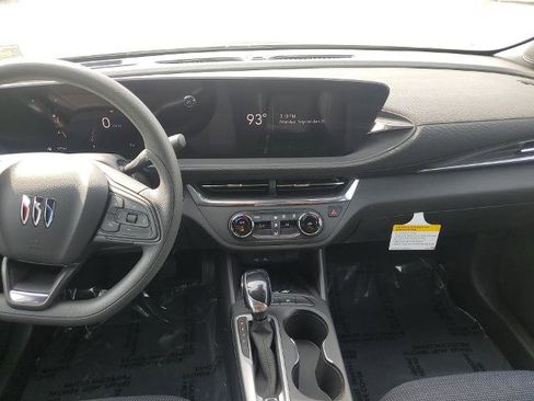 New 2026 Buick Envista Preferred w/ Convenience II Package image 10