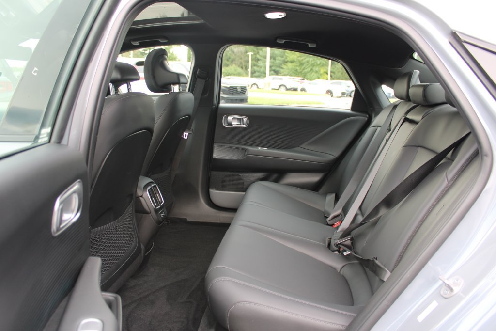 Used 2023 Hyundai Ioniq 6 Limited AWD/4WD image 12