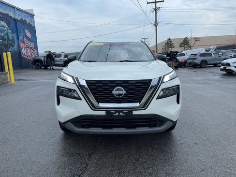 Used 2023 Nissan Rogue S image 5
