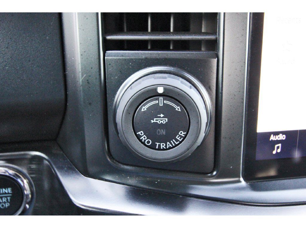 Used 2023 Ford F350 Lariat w/ Tow Technology Package AWD/4WD image 30