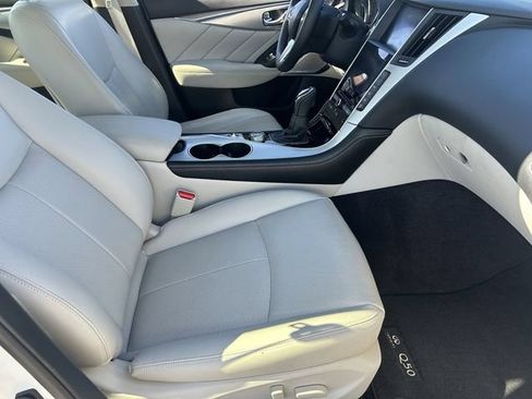 Certified 2024 INFINITI Q50 Luxe RWD image 13