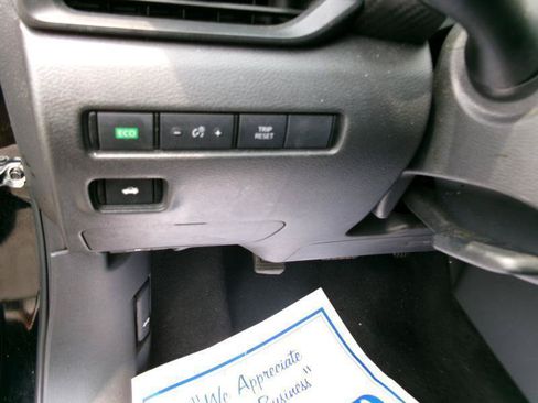 Used 2025 Nissan Sentra S FWD image 14