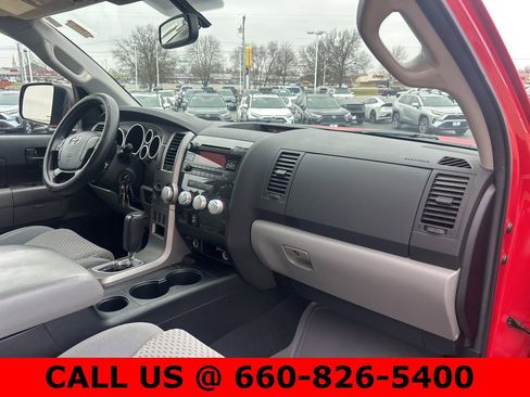 Used 2012 Toyota Tundra 4x4 CrewMax image 7