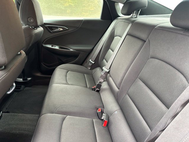 Used 2024 Chevrolet Malibu LT FWD image 15