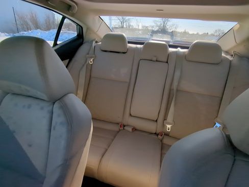 Used 2018 Nissan Maxima Platinum image 15