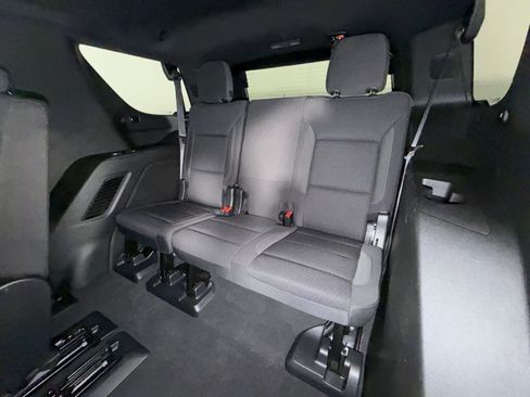 Used 2022 Chevrolet Tahoe LS AWD/4WD image 25