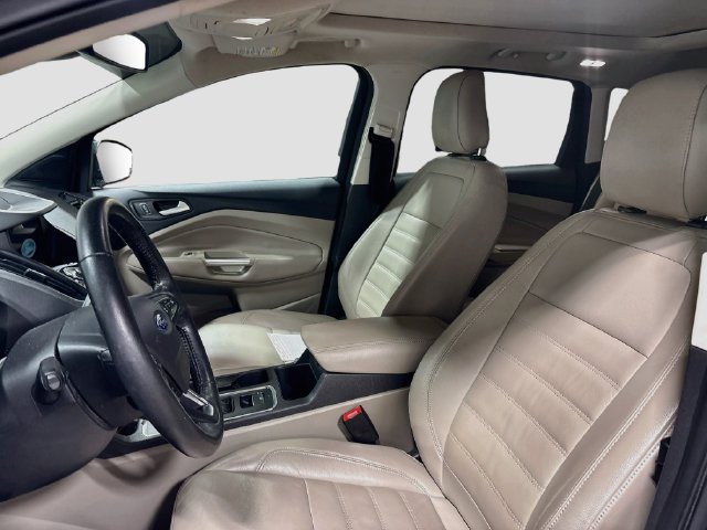Used 2019 Ford Escape Titanium AWD/4WD image 18