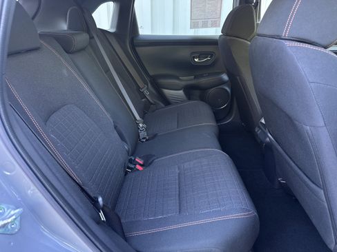 Used 2024 Honda HR-V Sport image 11