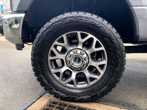 Used 2021 Ford F250 Lariat w/ Lariat Value Package image 10