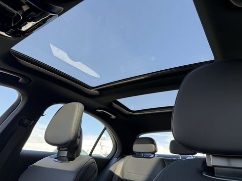 New 2025 Mercedes-Benz C 300 Sedan image 22