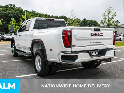 Used 2025 GMC Sierra 3500 Denali w/ Denali Reserve Package AWD/4WD image 4