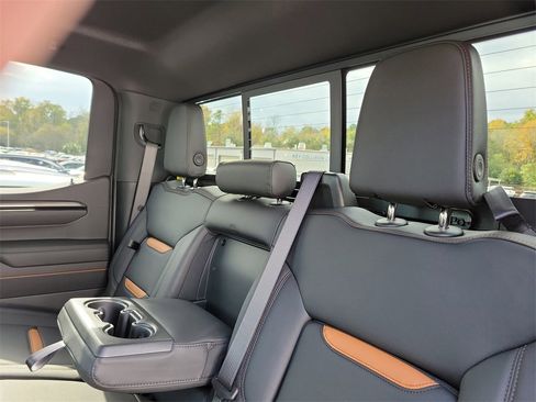 New 2026 GMC Sierra 1500 AT4 w/ AT4 Premium Package image 14