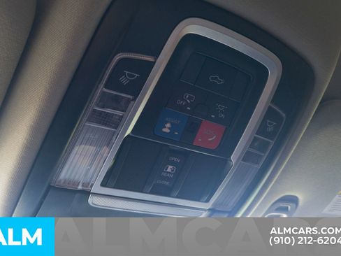 Used 2024 RAM 2500 Limited w/ Towing Technology Group image 34