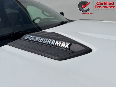 Used 2024 Chevrolet Silverado 2500 LT AWD/4WD image 9