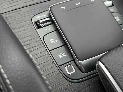 New 2026 Mercedes-Benz GLE 350 4MATIC image 32