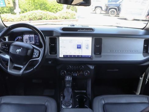 Used 2024 Ford Bronco Outer Banks AWD/4WD image 26