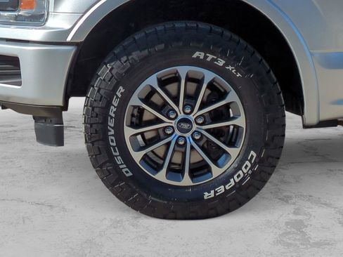 Used 2019 Ford F150 XLT w/ Equipment Group 302A Luxury image 17