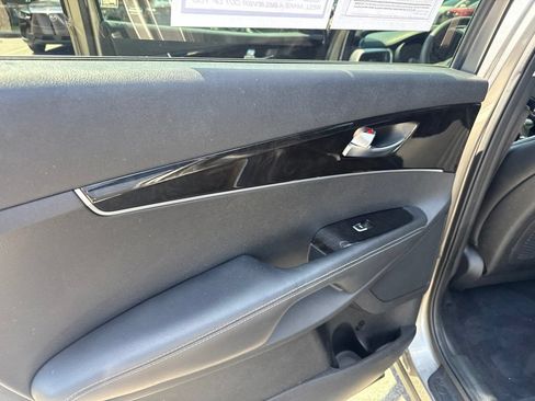 Used 2016 Kia Sorento AWD image 54