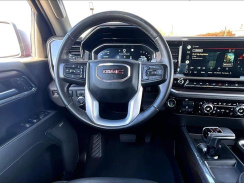 Used 2022 GMC Sierra 1500 SLT image 6