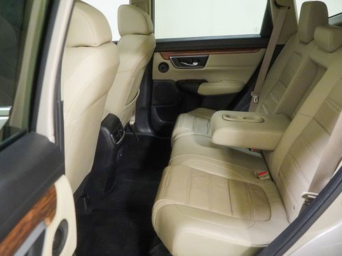Used 2017 Honda CR-V Touring image 37