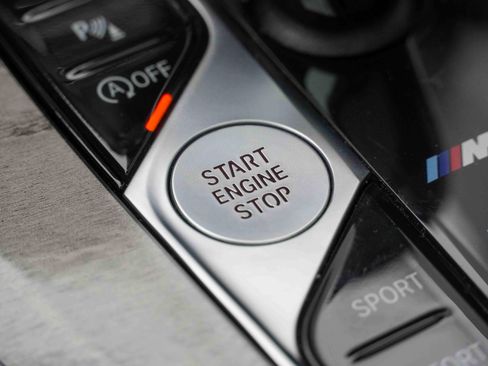 Used 2020 BMW X5 M50i w/ Premium Package image 19