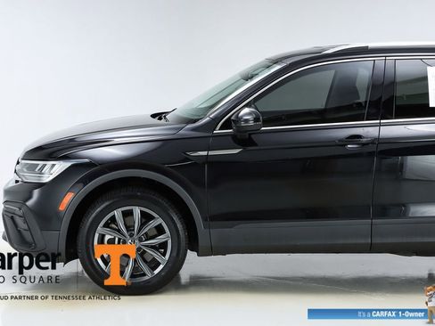 Used 2022 Volkswagen Tiguan SE image 3