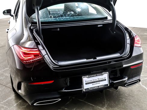 Used 2023 Mercedes-Benz CLA 250 image 24