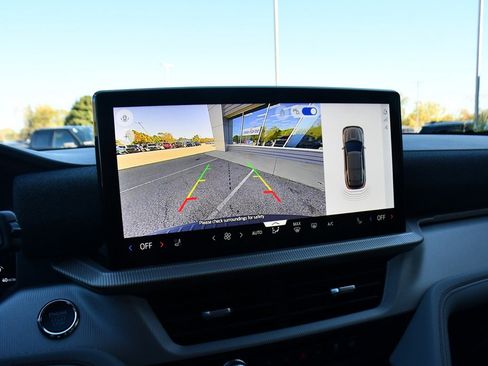 Used 2026 Ford Explorer Active w/ Active Comfort Package image 28