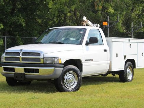 Used 2001 Dodge Ram 2500 Truck 2WD Regular Cab image 1