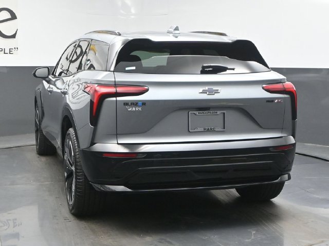 Used 2024 Chevrolet Blazer EV RS AWD/4WD image 40