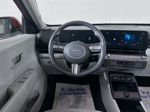 Used 2024 Hyundai Kona SEL w/ Convenience Package AWD/4WD image 21