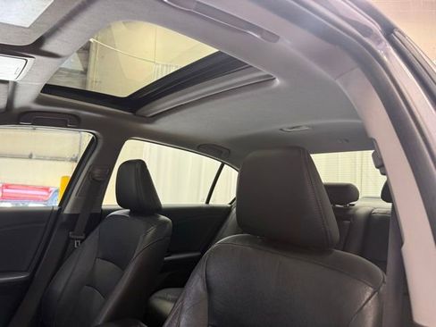 Used 2017 Honda Accord EX-L image 6