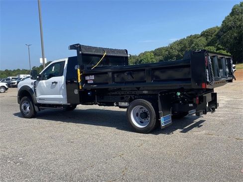 New 2025 Ford F550 4x4 Regular Cab Super Duty image 26