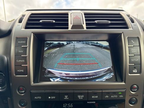 Used 2020 Lexus GX 460 Premium image 18