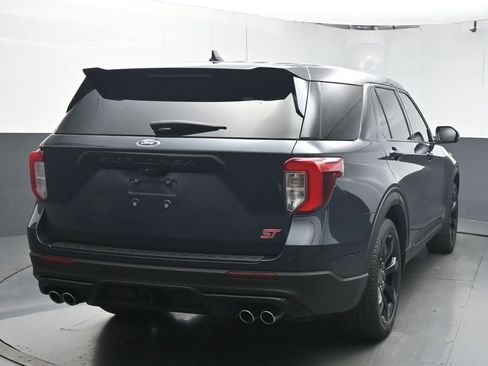 Used 2022 Ford Explorer ST w/ Equipment Group 401A image 7
