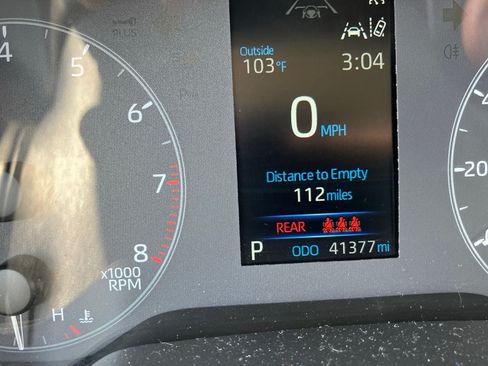 Used 2025 Toyota Corolla LE FWD image 9