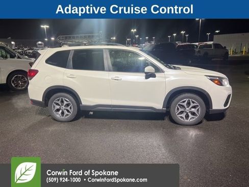 Used 2020 Subaru Forester Premium image 2