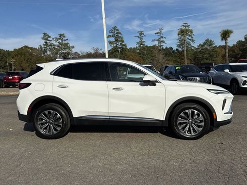 Used 2025 Buick Envision Preferred image 11