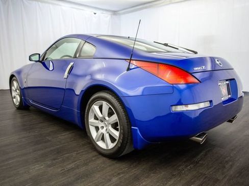 Used 2005 Nissan 350Z Coupe w/ (N93) Cargo Convenience Pkg RWD image 25