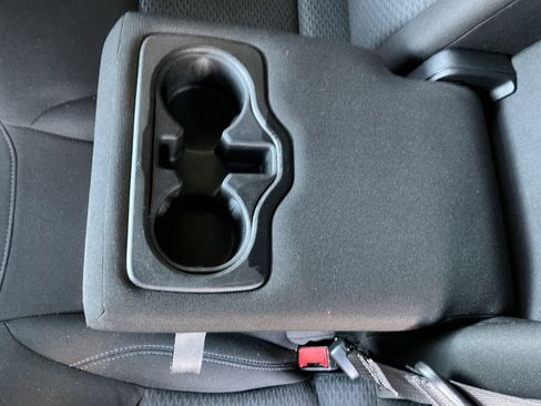 Used 2023 Jeep Compass Sport image 29