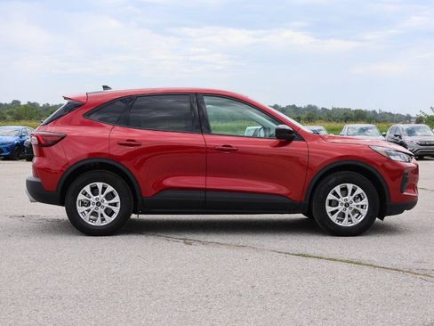 Used 2025 Ford Escape Active w/ Cold Weather Package AWD/4WD image 7