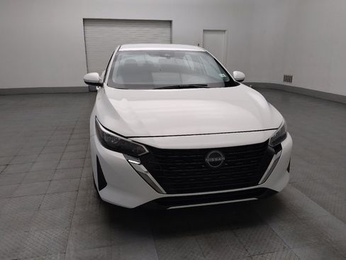 Used 2025 Nissan Sentra SV image 14