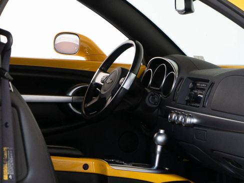 Used 2006 Chevrolet SSR w/ Preferred Equipment Group RWD image 57