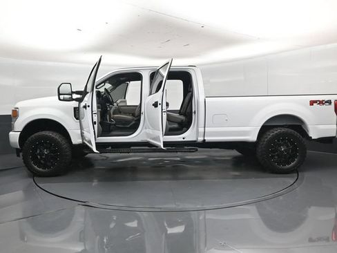 Used 2022 Ford F250 XL w/ Power Equipment Group AWD/4WD image 55