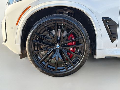 New 2026 BMW X5 M60i w/ Executive Package image 42