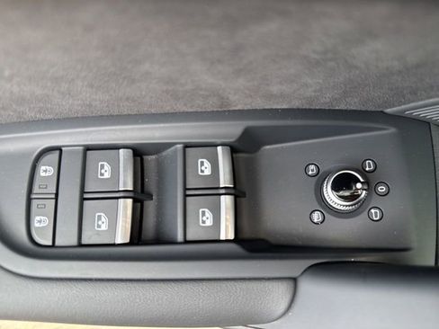 Used 2024 Audi SQ5 Premium Plus image 15