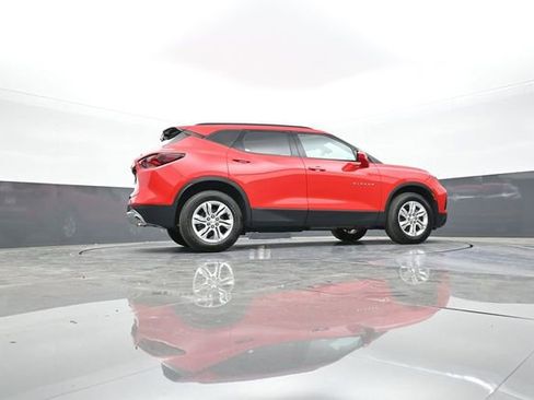 Used 2022 Chevrolet Blazer LT image 48