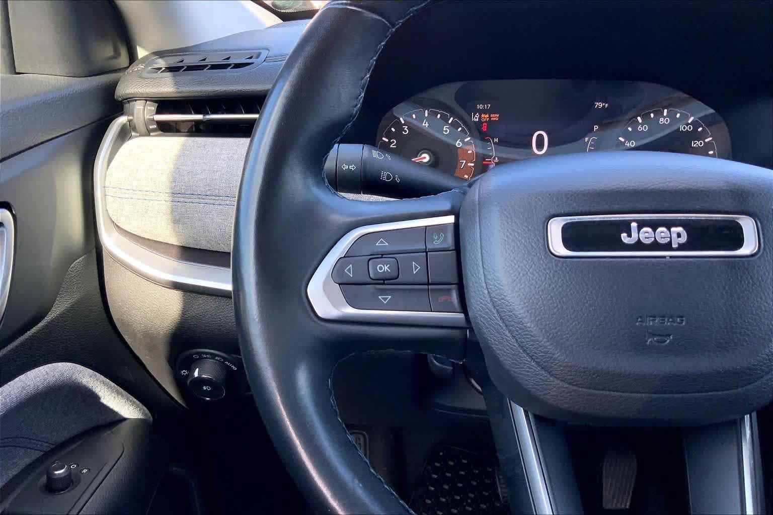 Used 2022 Jeep Compass Latitude w/ Sun and Sound Group AWD/4WD image 24