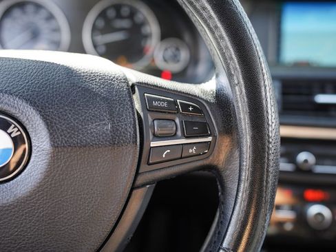 Used 2011 BMW 528i Sedan image 28